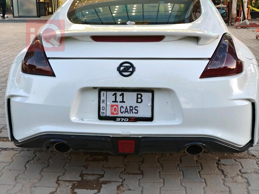 نیسان 370Z